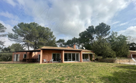Villa / Proprit  vendre Carcs (83570) : Villa de plain pied, avec maison d'amis, au calme, joliment expose sud.