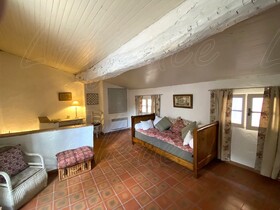 Appartement � vendre Cotignac (83570) : Charmant duplex avec terrasse au c�ur du village