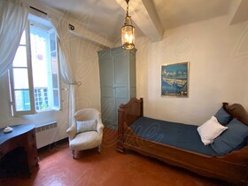 Appartement � vendre Cotignac (83570) : Charmant duplex avec terrasse au c�ur du village