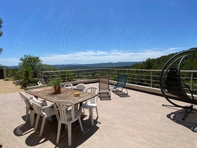 Villa / Proprit  vendre Cotignac (83570) : Villa moderne, vue splendide