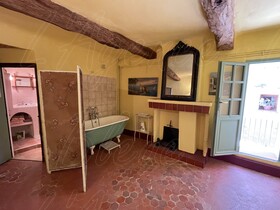 Maison de village  vendre Fox-Amphoux (83670) : Maison de Matre en partie rnove avec appartement indpendant et annexes