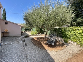 Villa / Propri�t� � vendre Carc�s (83570) : Maison enti�rement r�nov�e � pied du village, dans un quartier calme