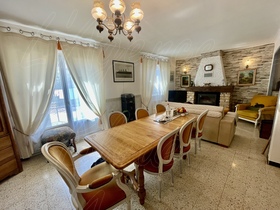 Villa / Propri�t� � vendre Carc�s (83570) : Maison enti�rement r�nov�e � pied du village, dans un quartier calme