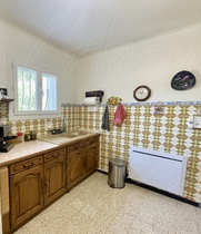 Villa / Propri�t� � vendre Carc�s (83570) : Maison enti�rement r�nov�e � pied du village, dans un quartier calme