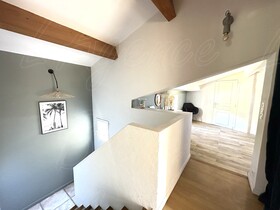 Villa / Propri�t� � vendre N�oules (83136) : En co-exclusivit�. Jolie villa sur un terrain plat de 2780 m�