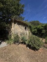 Villa / Propri�t� � vendre N�oules (83136) : En co-exclusivit�. Jolie villa sur un terrain plat de 2780 m�