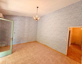 Villa / Propri�t� � vendre Cotignac (83570) : Cotignac, villa de 170 m� � r�nover, beau terrain