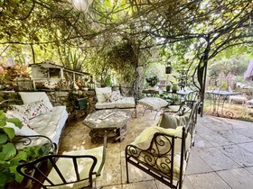 Villa / Proprit  vendre Cotignac (83570) : Maison rcente en position dominante,  pied du village.