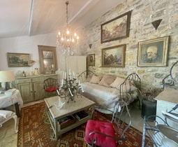 Villa / Proprit  vendre Cotignac (83570) : Maison rcente en position dominante,  pied du village.