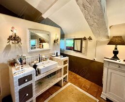 Maison de village � vendre Tourtour (83690) : Maison du 17�me si�cle, r�nov�e au c�ur du village.