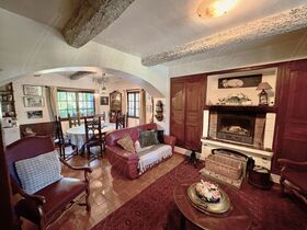 Proprit  vendre Cotignac (83570) : Unique sur Cotignac, idal pour investisseur