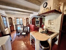 Proprit  vendre Cotignac (83570) : Unique sur Cotignac, idal pour investisseur