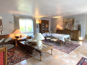 Villa / Propri�t� � vendre Bras (83149) : Vues remarquables pour cette spacieuse villa sur un grand terrain