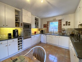 Villa / Propri�t� � vendre Bras (83149) : Vues remarquables pour cette spacieuse villa sur un grand terrain