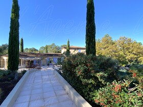 Villa / Propri�t� � vendre Bras (83149) : Vues remarquables pour cette spacieuse villa sur un grand terrain