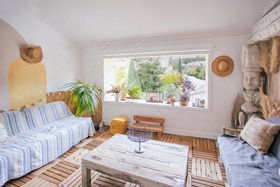 Maison de village � vendre Cotignac (83570) : Maison tr�s lumineuse situ�e au centre du village, enti�rement r�nov�e, avec garage.