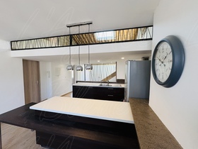 Appartement � vendre Cotignac (83570) : Appartement en plein centre village, r�nov� et tr�s lumineux.