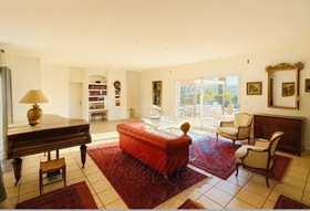 Villa / Propri�t� � vendre Cotignac (83570) : Villa r�cente pleine de charme, plain pied, au calme et expo Sud