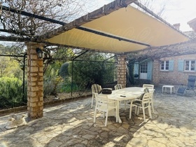 Maison de village � vendre Entrecasteaux (83570) : Maison en pierre avec beaucoup de charme � quelques km de Cotignac